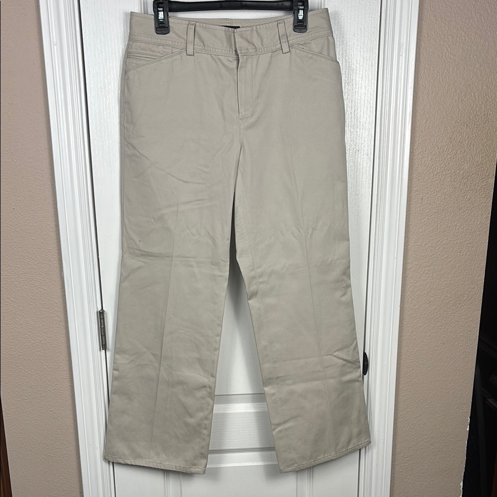 Eddie Bauer Women's Zip Up Wrinkle Resistant 100% Cotton Tan Khaki Pants Size 8